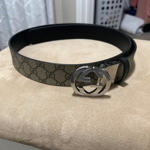 Gucci Supreme GG Reversible Belt